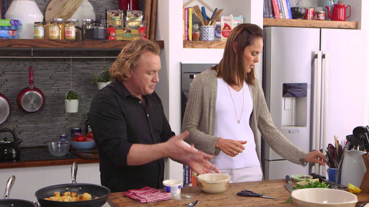 Chicken Caesar Salad with Sour Cream Dressing | Good Chef Bad Chef S8 E24