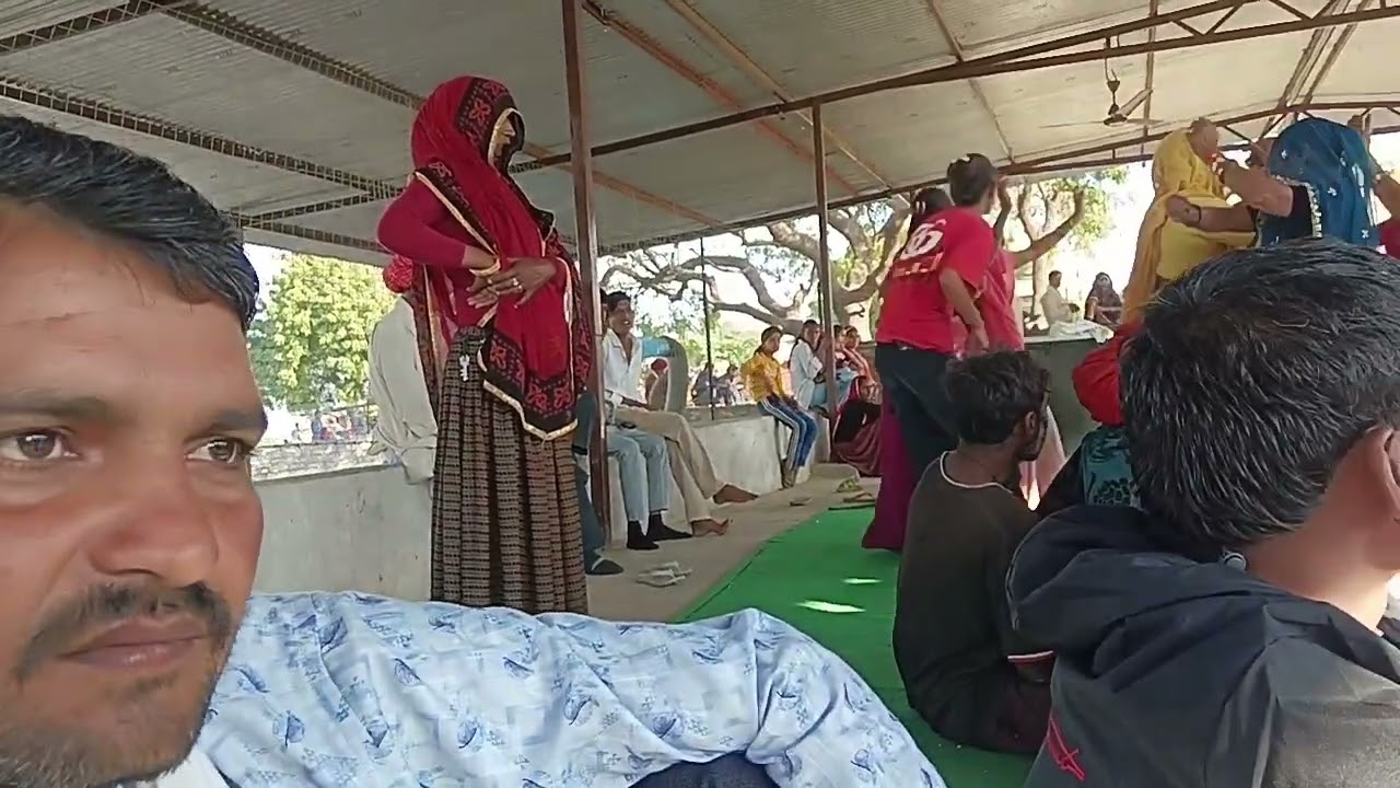 यह प्रोग्राम मीणा का नयागांव देव दरबार के गायक कलाकार रामेश्वर जी पारा 