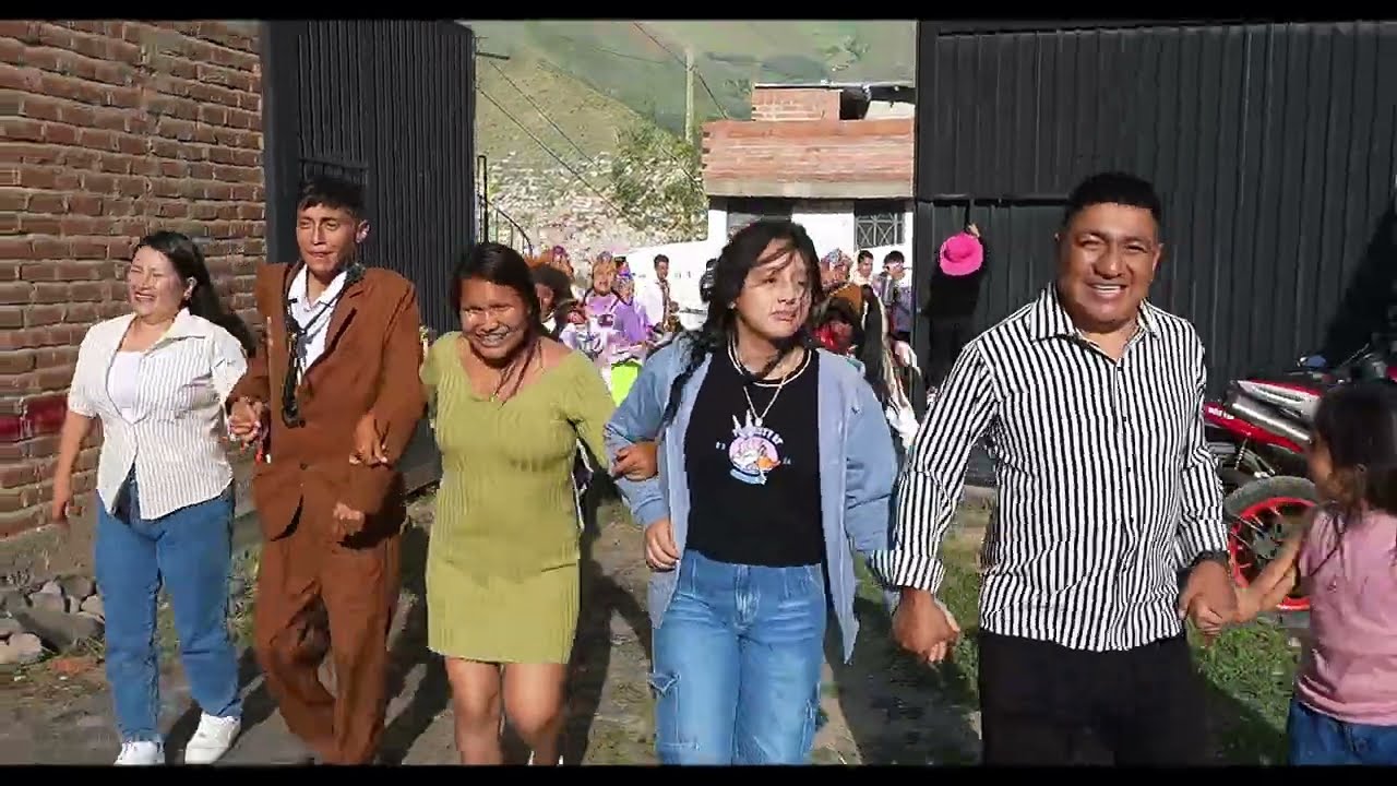 feliz cupleaños micky crispin#shortvideo #baile #tradiciones #shorts #huanucoperu #danza #carnaval 