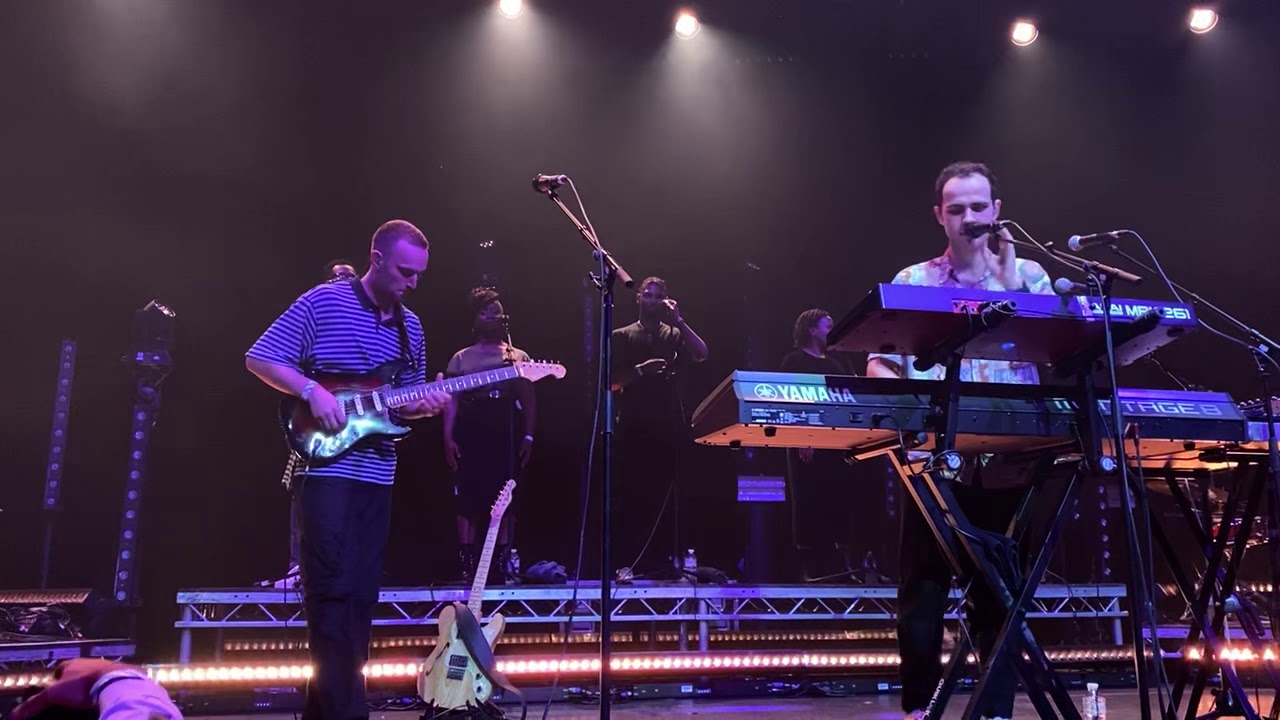 Jordan Rakei featuring Tom Misch - Wake up this Day
