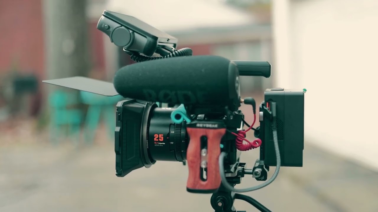 Canon R50V Cine Rig Video