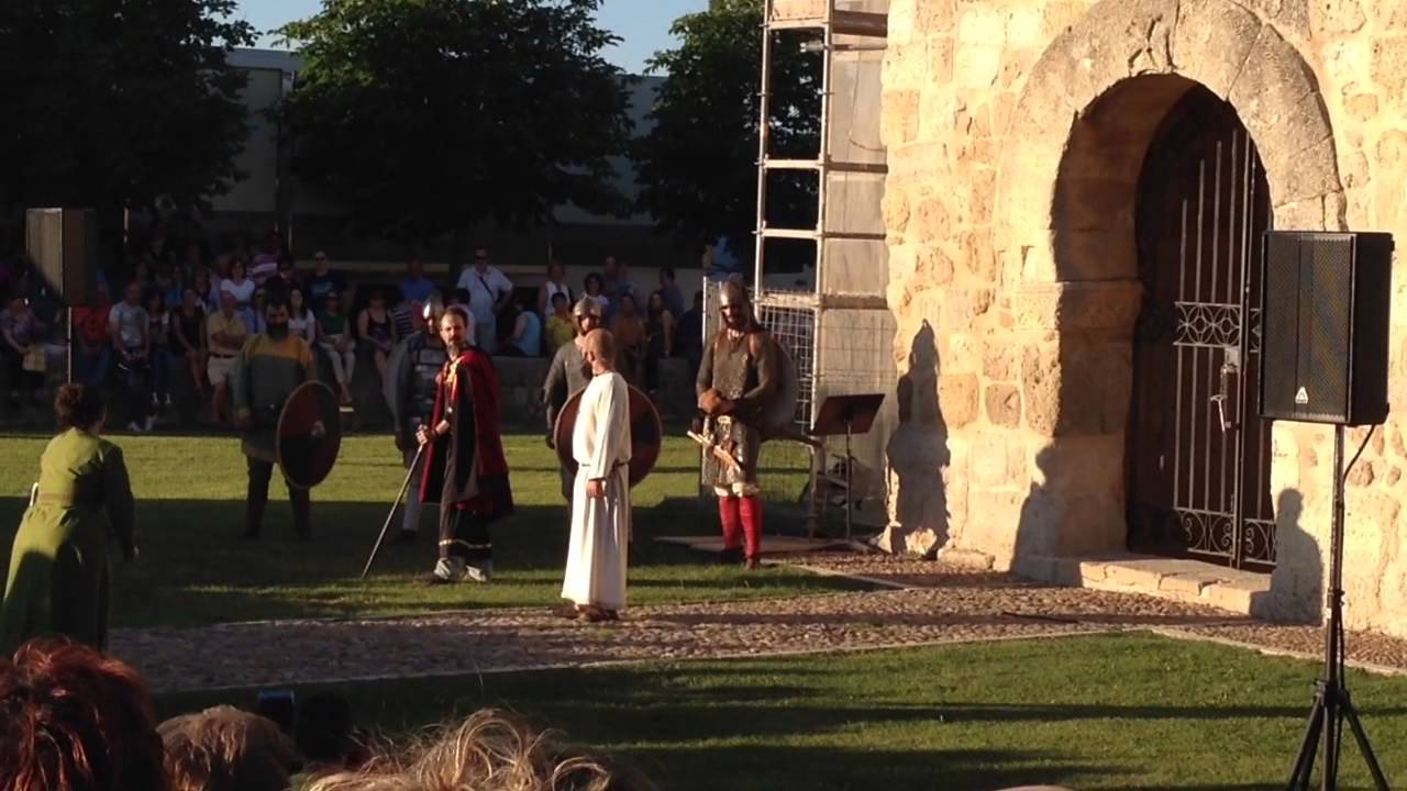 Entrada del rey RECESVINTO  BAÑOS DE CERRATO