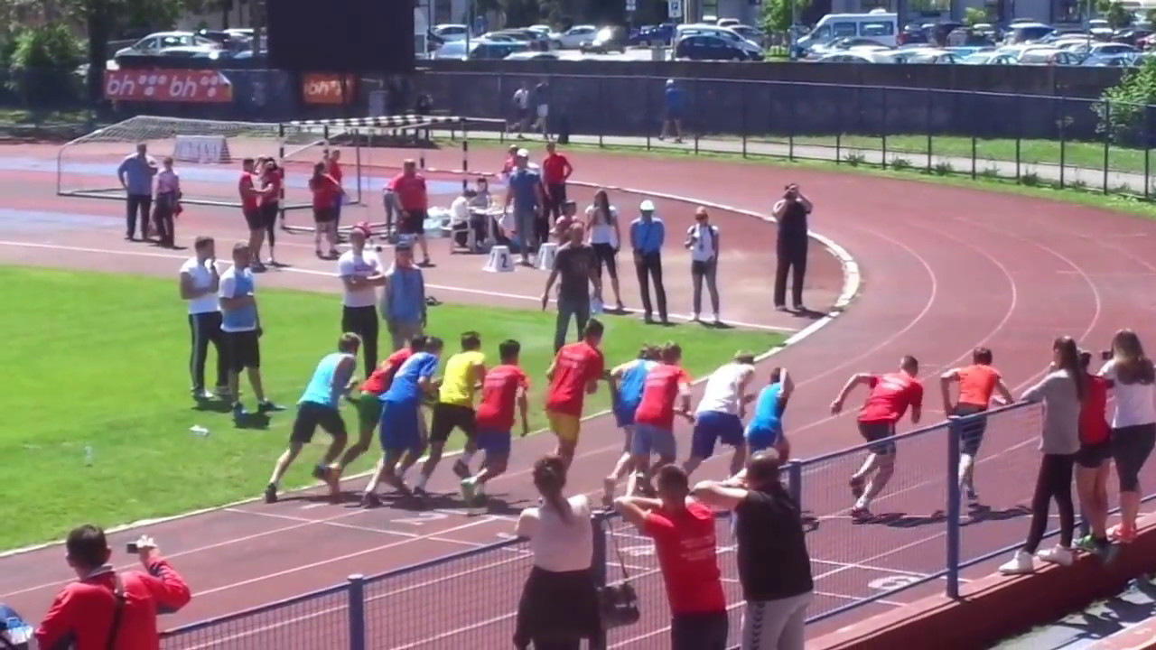 Атлетика, финална трка - 800 m (М), основне школе