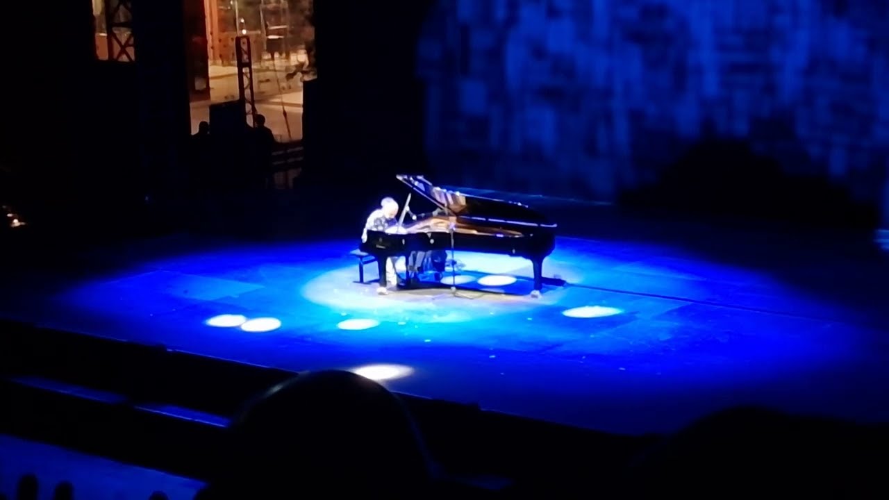 Stefano Bollani - Piano Solo