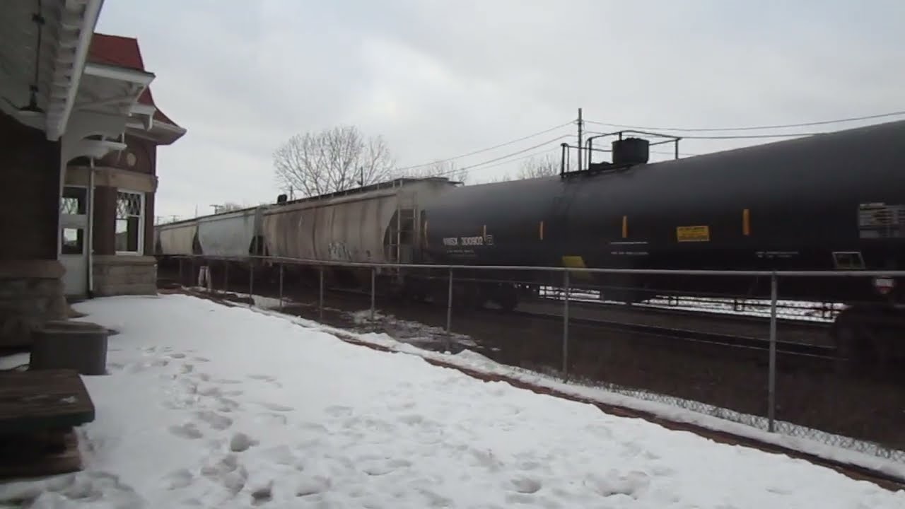 (2-11-2026) CSX eastbound mixed freight train in Marion Ohio.