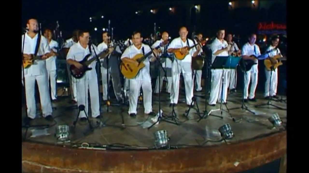 Grupo Di Betico - Holgorio / Shi Maraya (from the DVD 'Concierto Di Alegria')