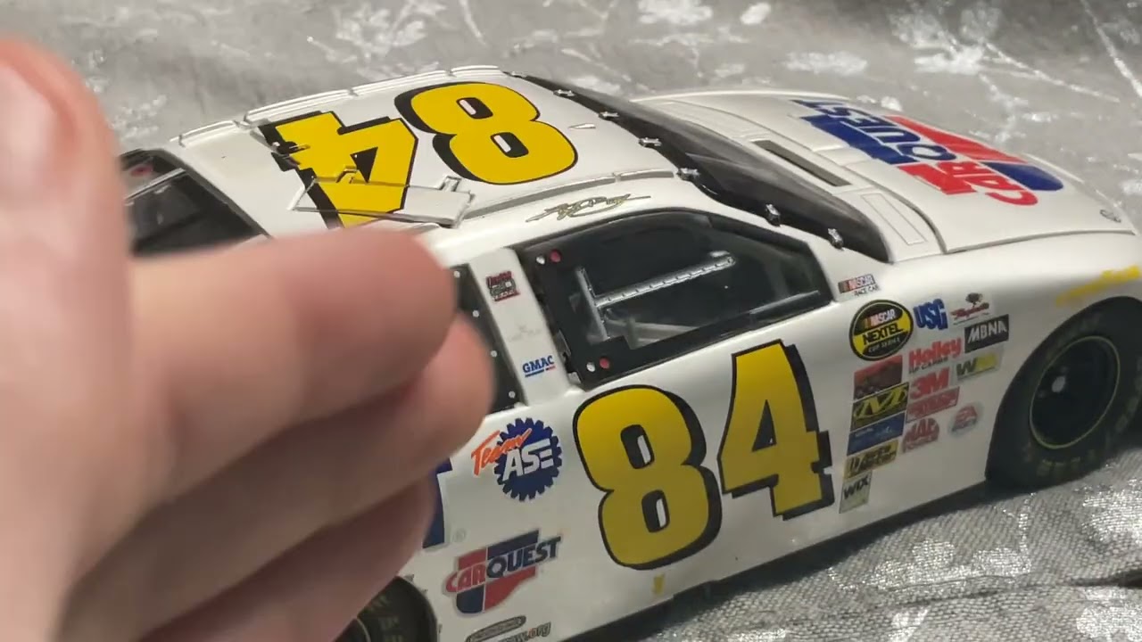 Reviewing my Kyle Busch 84 car quest owner series diecast nascar