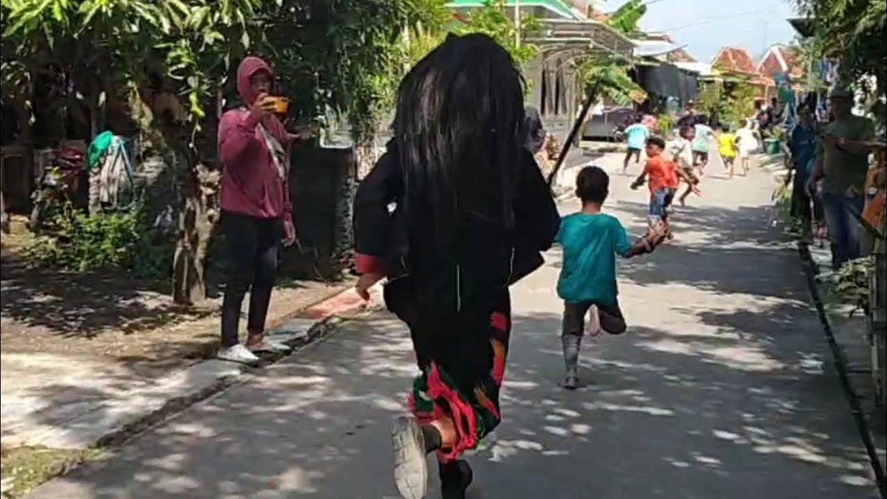 Pengejek!! Bocil Dikejar Setanan Barongan Ngamuk Wahyu Aji Joyo