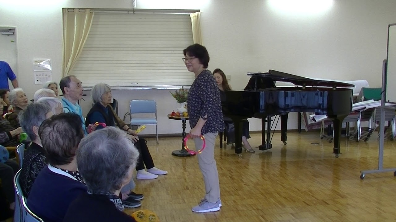 高齢者の為の音楽療法　デイサービスセンター　証城寺の狸囃子