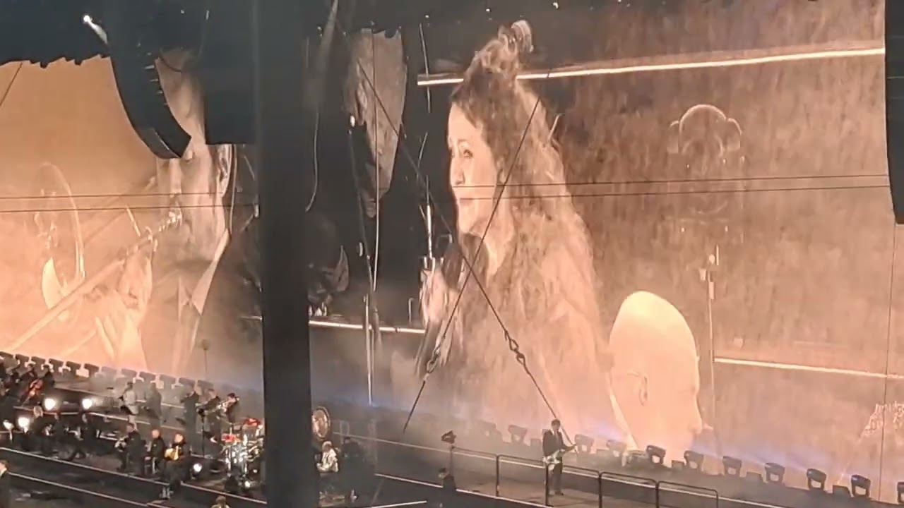 Ultra Bra, Olympiastadion Helsinki 23.8.2025 / Sokeana hetken&auml;