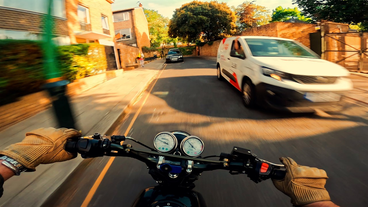 Is This The Best Sounding 125cc Scrambler? | Raw Exhaust [4K]