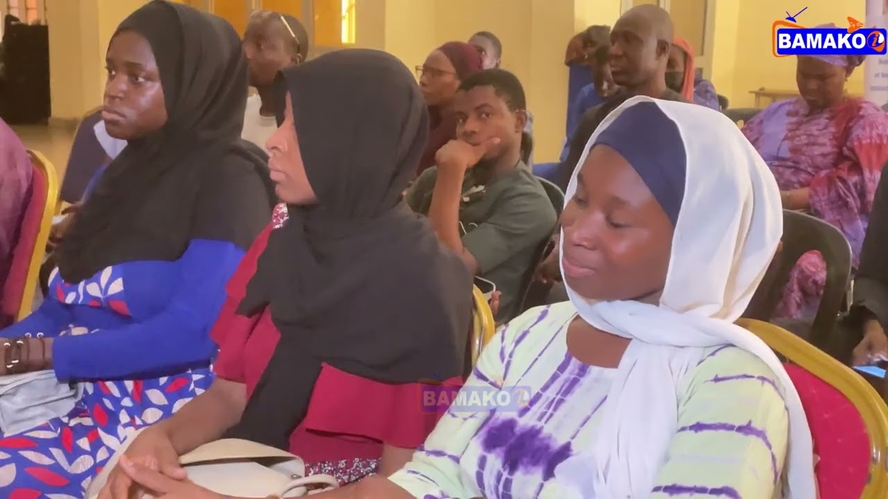 Droits des femmes : la FENAJFA en conférence au Carrefour des Jeunes.