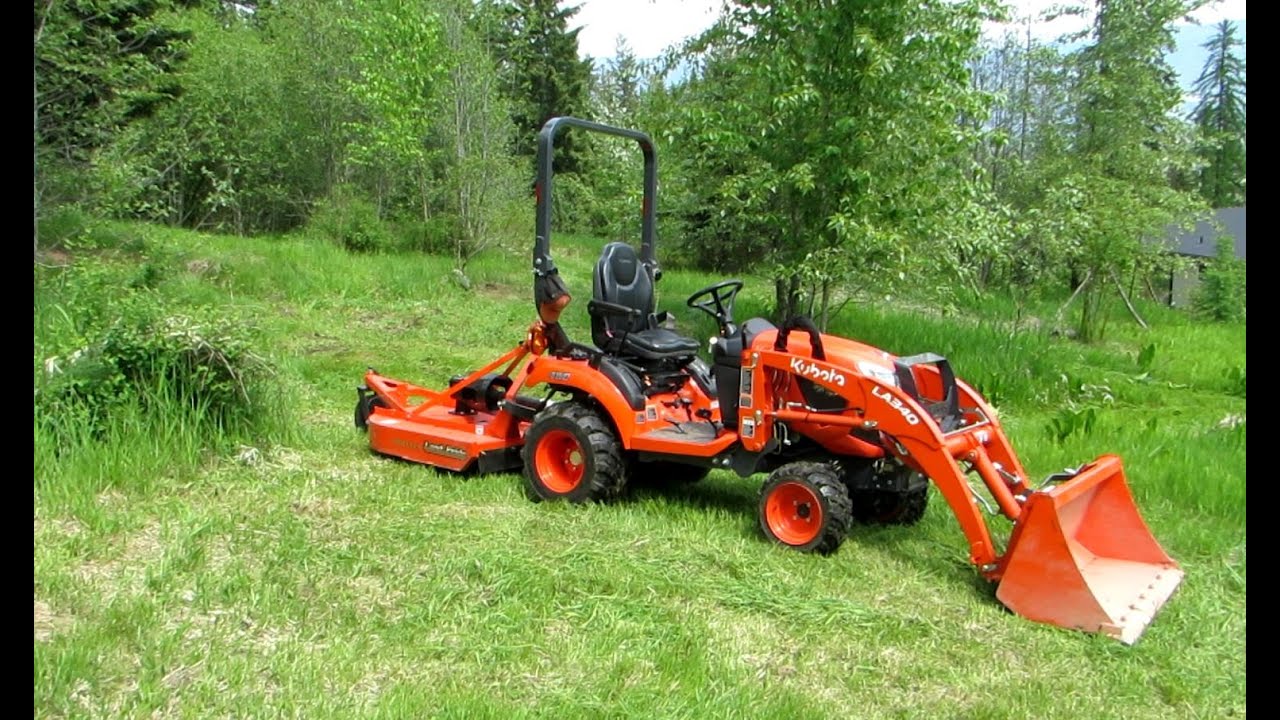 Как снять обратную лопату с Kubota BX23S - Установите Bush Hog или заднюю режущую деку на BX23S.