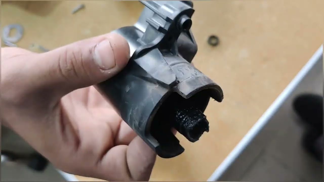 Toyota Corolla Yaris Pakistan | car side mirror folding lock replacement |