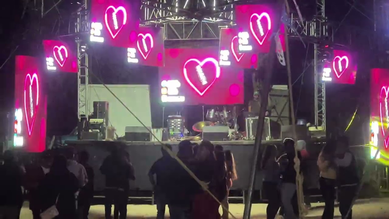 Pista llena tianguismanalco sound shamako 2026 @SoniderosenMovimientoTV  