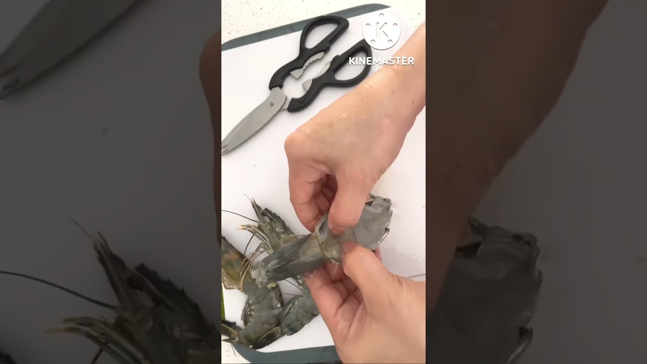 Butterfly prawns #howto #satisfyingvideo #trending #shorts