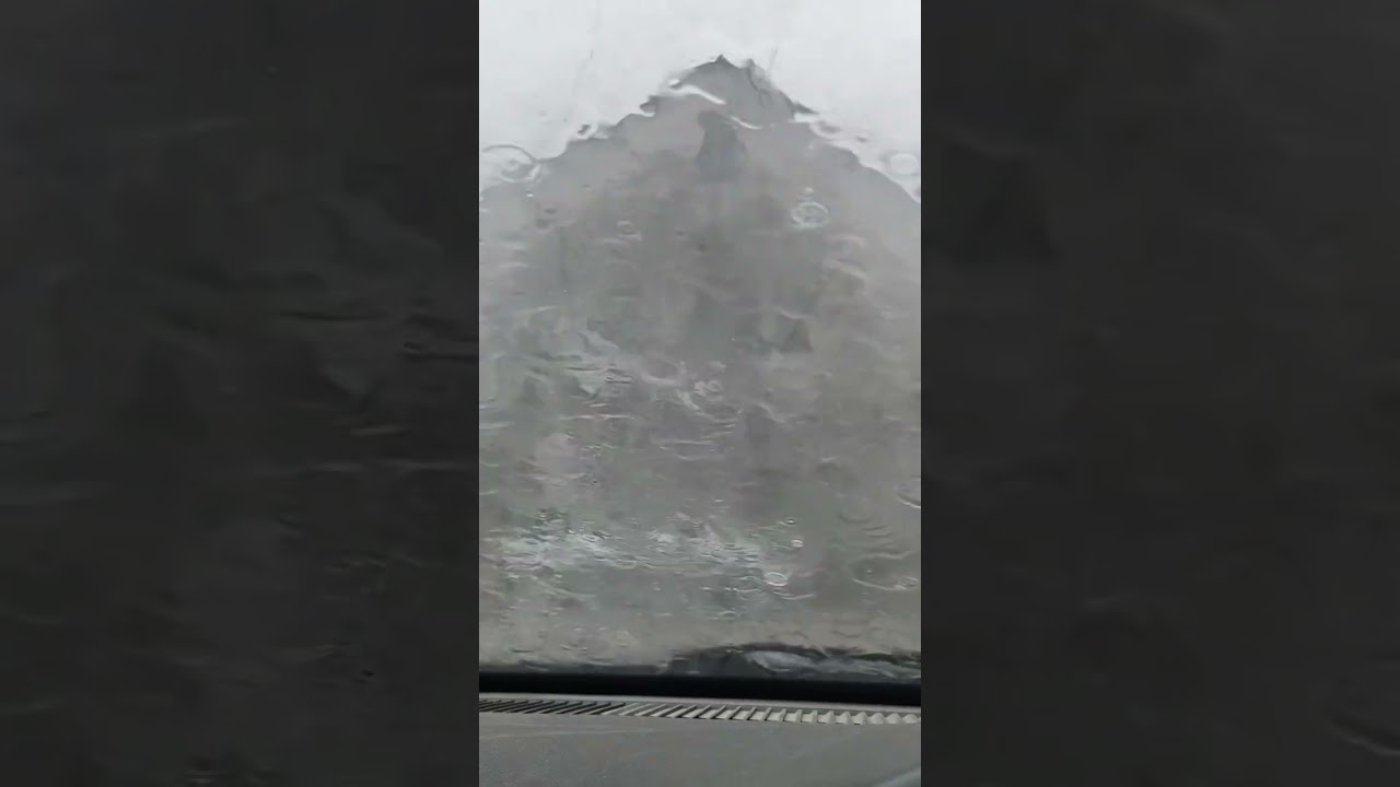 When You Get Stuck In Your Car With No Umbrella 