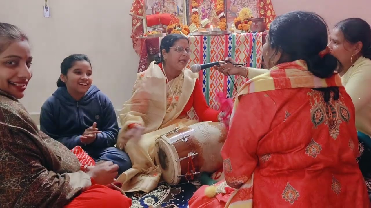धैवती के जन्मदिन पर नानी ने गाया सुंदर गीत 🌹