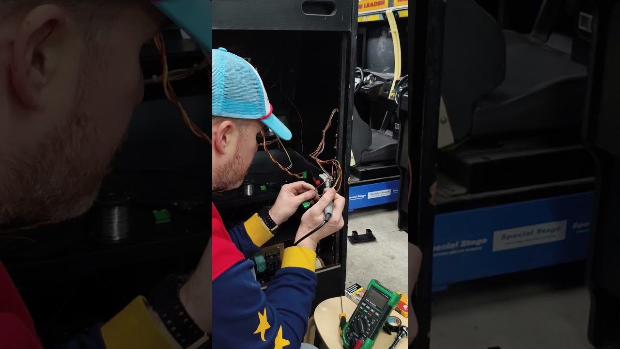 Reparando recreativa Arcade videoselection parte 17