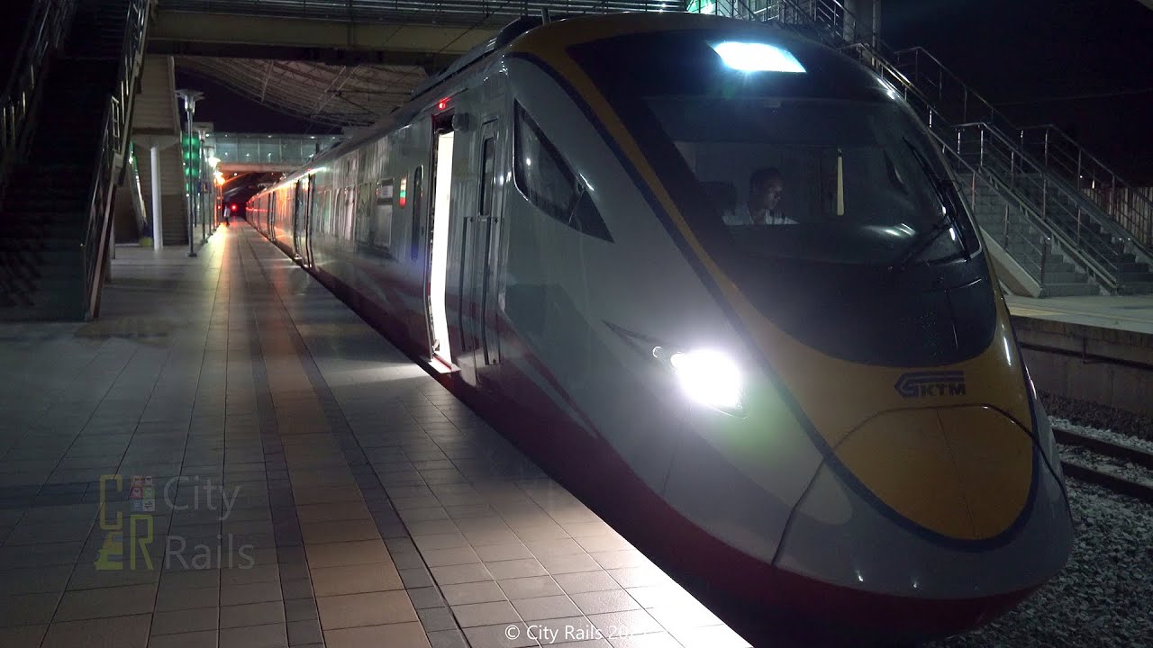 Night ETS Departure + Horn! [ KTMB Class 93/2 Business ] at Ipoh