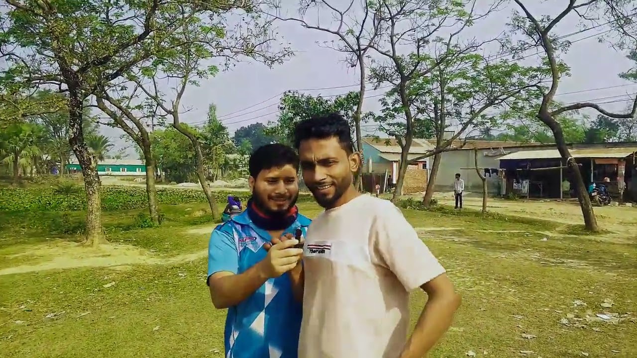 আমরা সবাই জব করি সবাই মিলে একটি ক্রিকেট খেলার আয়োজন করেছি খেলাধুলা করাটা বিবাহিত অনবিবাহিত