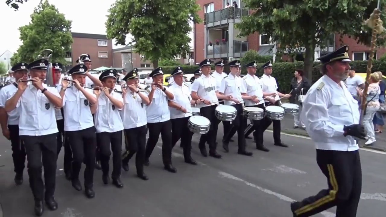 Schützenfest in Weckhoven 2017 –  Dienstagsabendparade am 13. Juni 2017