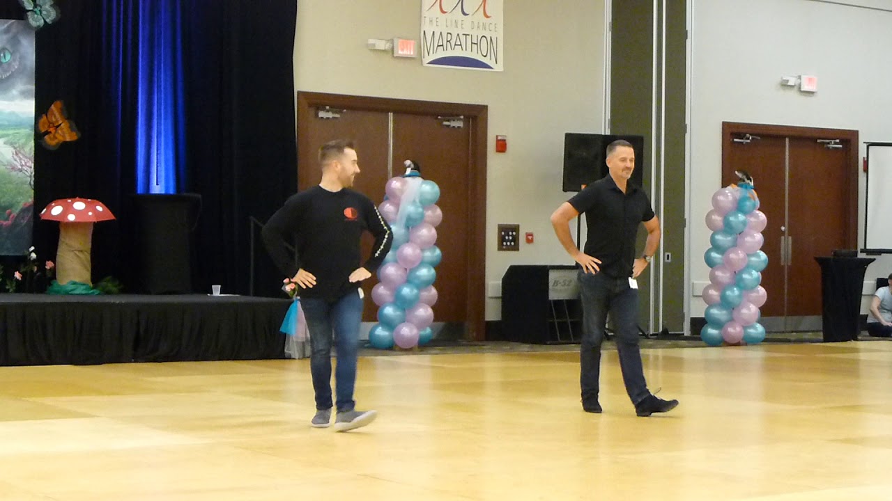 Celtic Duo Line Dance by Maggie Gallagher & Gary O'Reilly Demo @2018 Marathon
