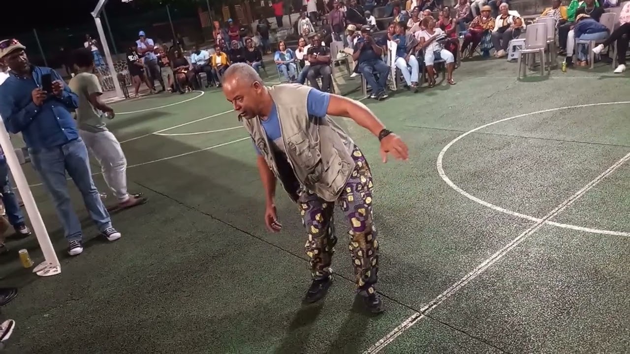 LÉWOZ a Kan'nida:Graj avè Gaël BELRAIN gran mawkè vayan jouwa ki  fè dansè kontan.GWO KA SÉ KILTI