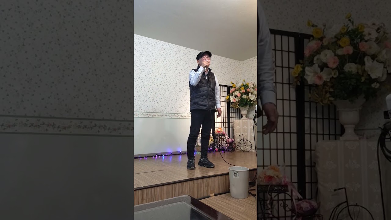 「岬めぐり」ウィークエンドさんの曲を歌いました。