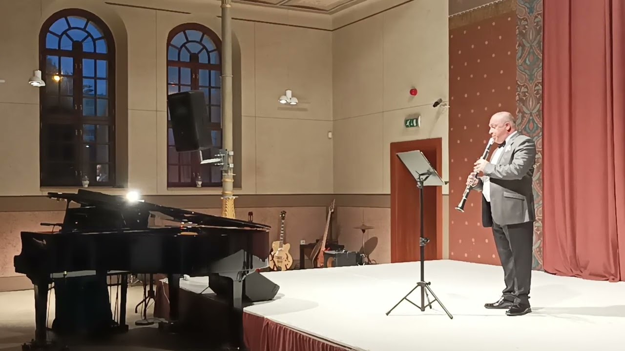 Jiří Dvořáček :  Hra klarinetu s klavírem