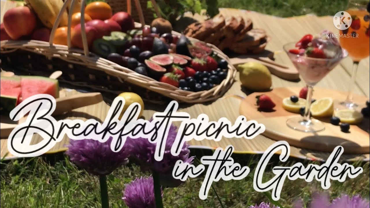 Welcome to Summer in the UK: breakfast picnic in the garden ~ get closer to nature | by Rose