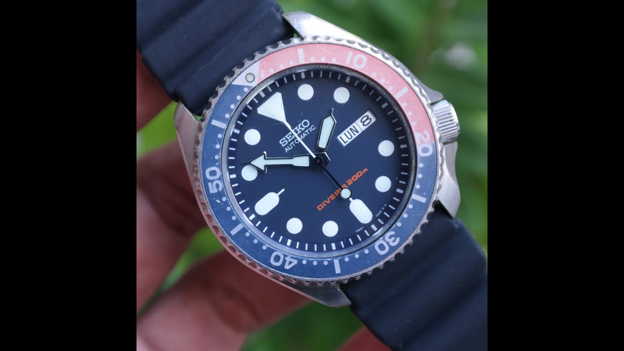 Seiko SKX009 Pepsi Bezel
