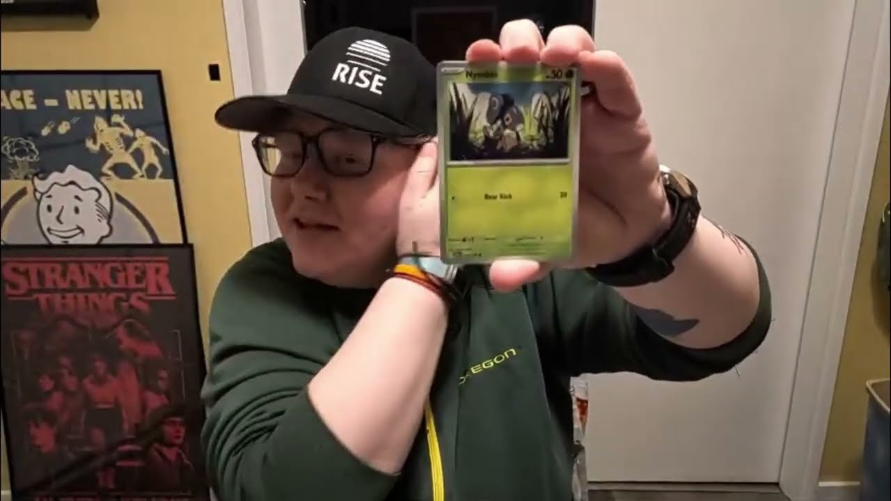 Let's Rip || Paradox Clash Pokemon Tin