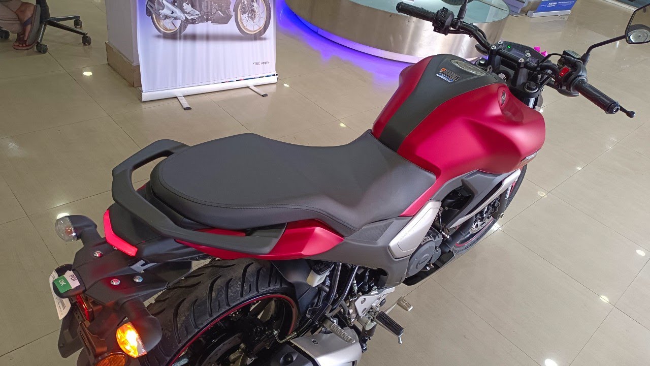 Ye Wali Hai Yamaha FZ-S Fi Version 3.0 Deluxe Full Review | On Road price Features Pros & Cons ?