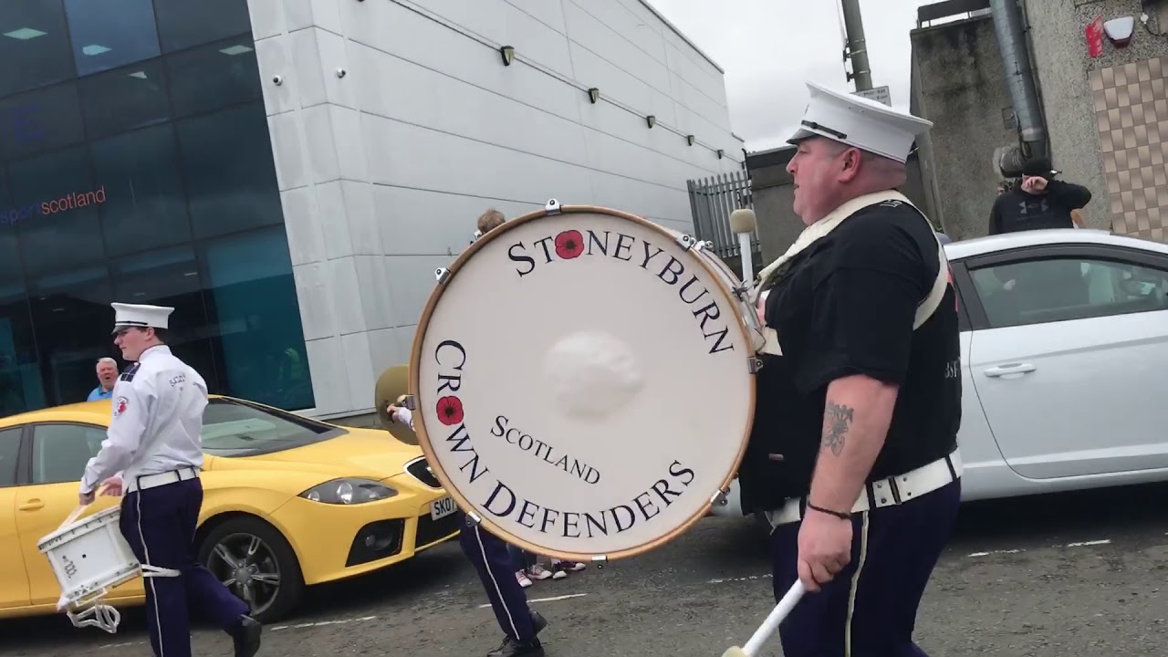 Stoneyburn Crown defenders F.B at Whitburn band parade!