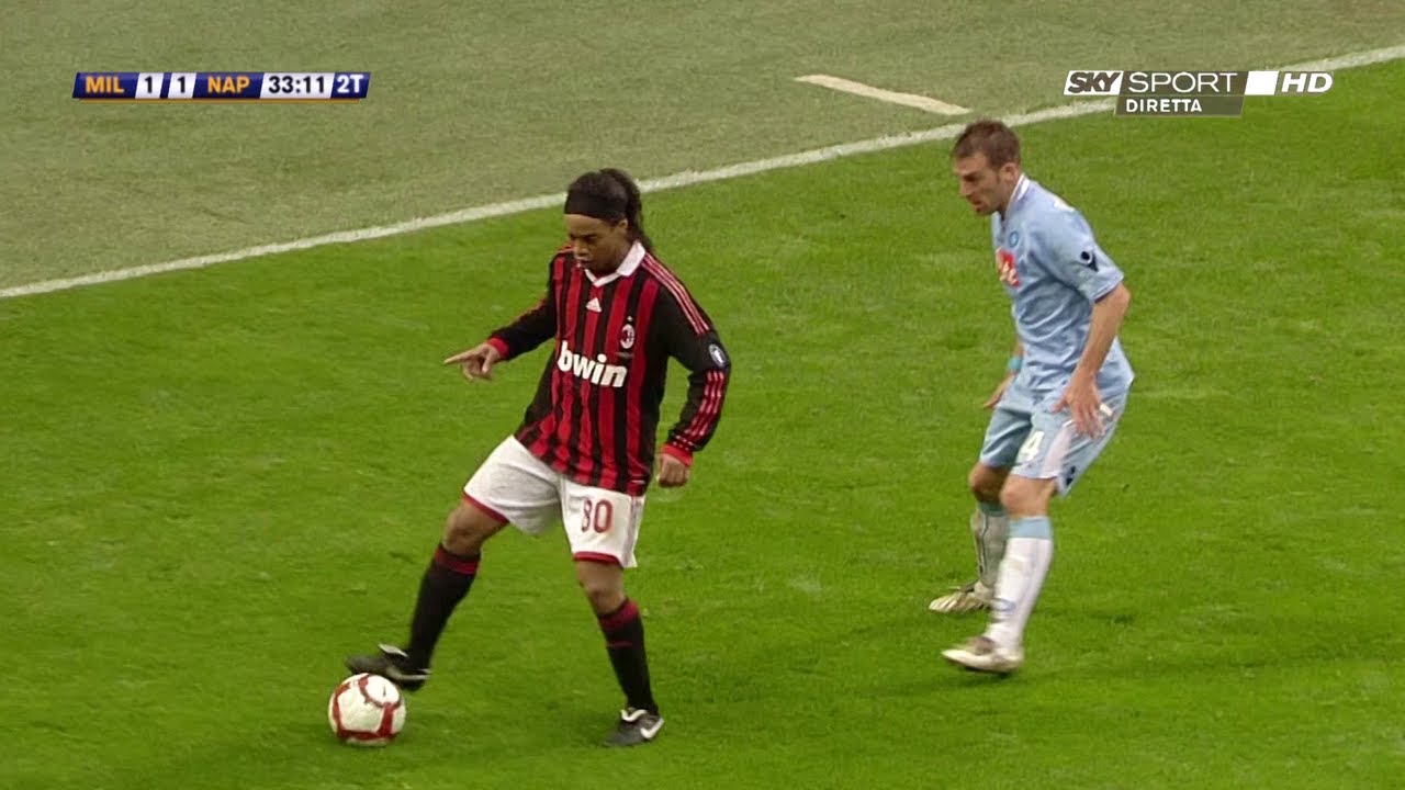 The Day Ronaldinho Impress Milan Fans & The World