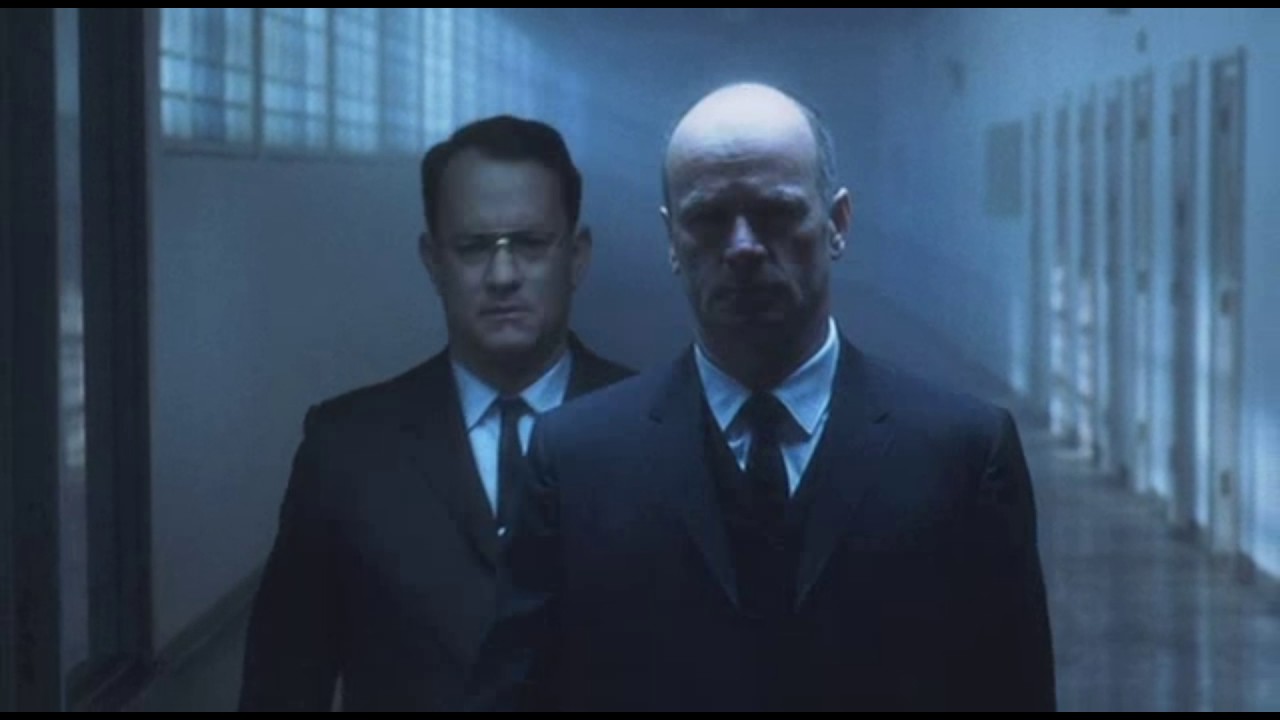 Catch Me If You Can (2002) - Frank Abagnale gets out of prison scene
