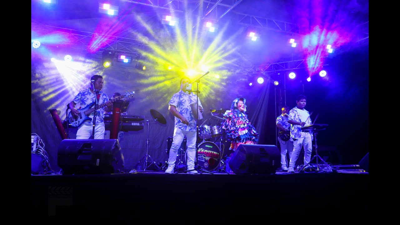 MAQUINA MUSICAL EN  MONTEBELLO, SAN LUCAS OJITLAN,OAX
