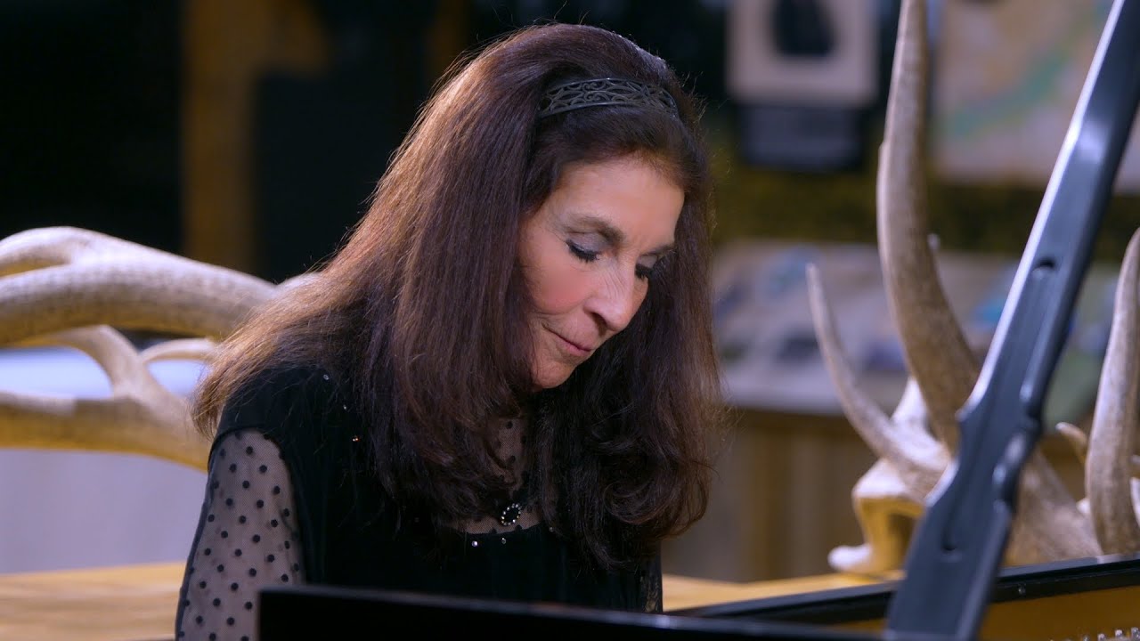 Liz Story - Hymn/The Sounding Joy - LC Nature Park, Roanoke, IN, December 16, 2023