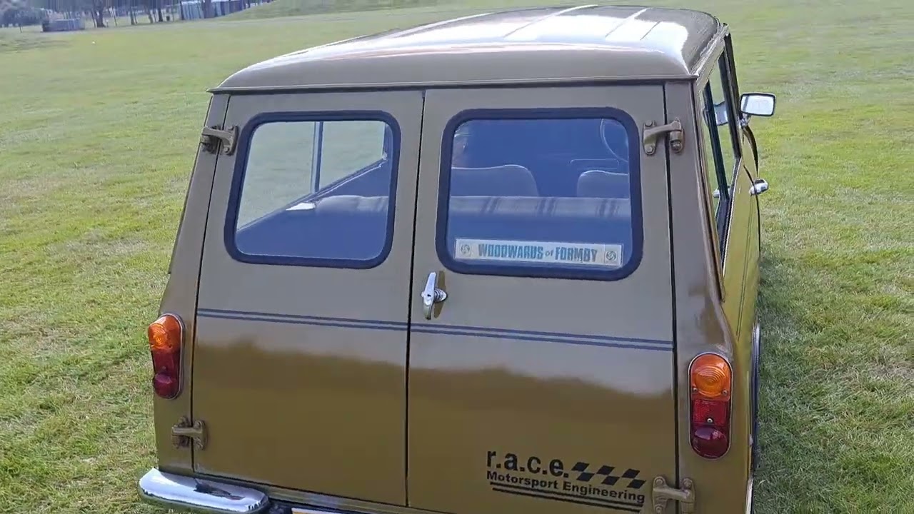 1977 AUSTIN MINI CLUBMAN ESTATE 1100