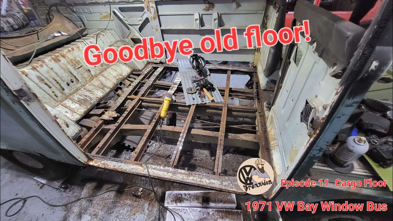 1971 T2 Volkswagen Bay Window Bus Ep. 11 Cargo floor removal.