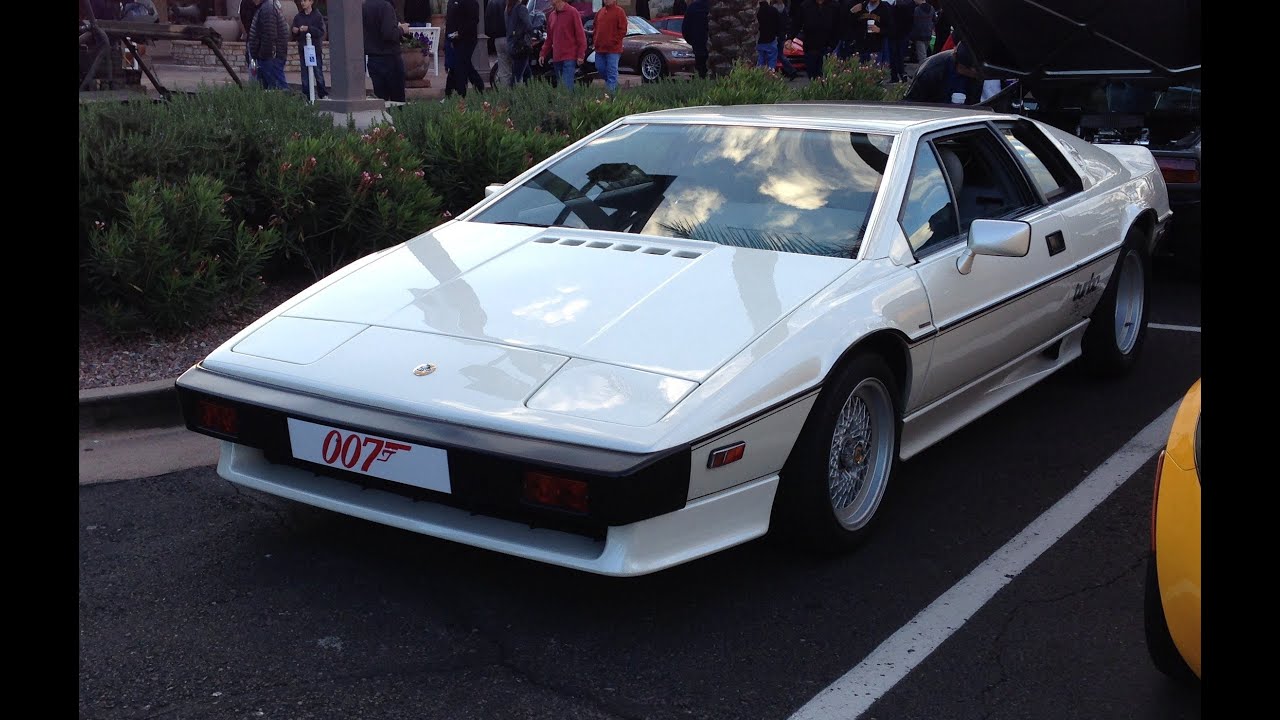 Agent 007's 1987 Lotus Esprit Turbo at Cars and Coffee Scottsdale