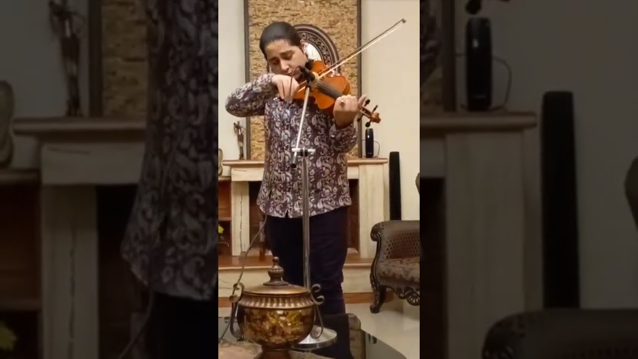 آقای محمد خدادادی نوازنده نابغه ویلن‌