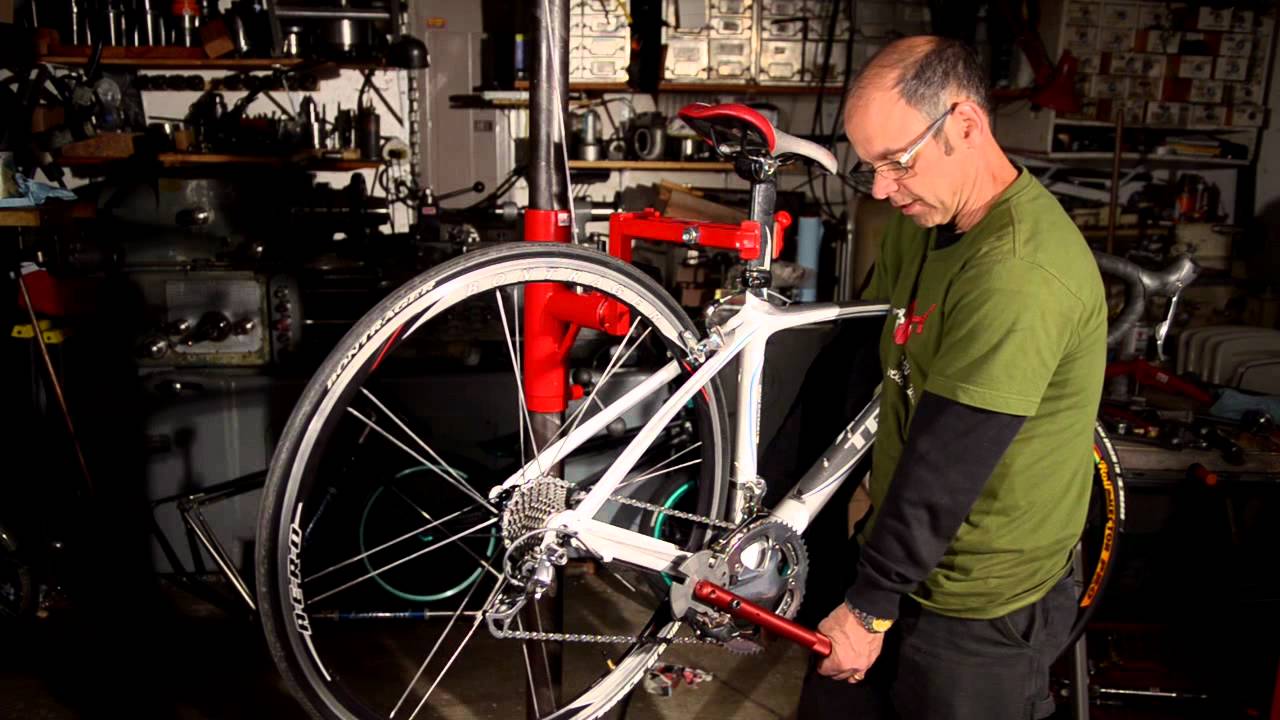 Medieval Pedal Wrench & Knuckle Saver