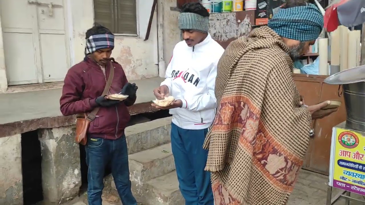 गुरु नानक रसोई गरीबों को पांच रुपए में भोजन दे रही , बी एस बेदी सामाजिक कार्यकर्ता 