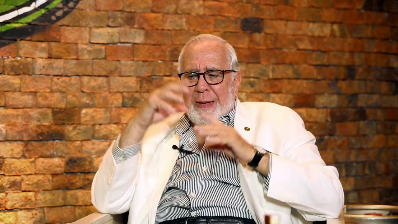 Castigo Divino Guayaco: Dr. Gustavo Noboa