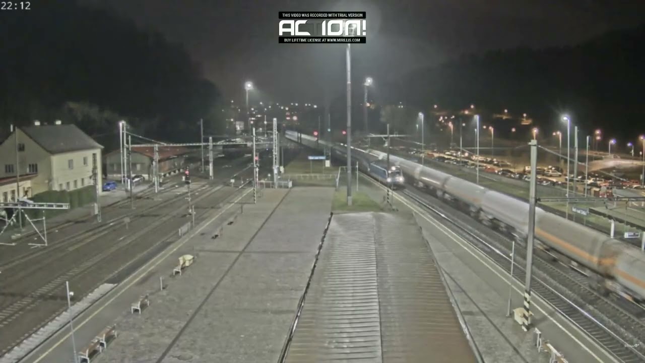Hlášení a vlak Ústí nad Orlicí-rj 372 a hlášení o mim.zastavení+EC 120+Zpoždění (200 min) 7.12.2025