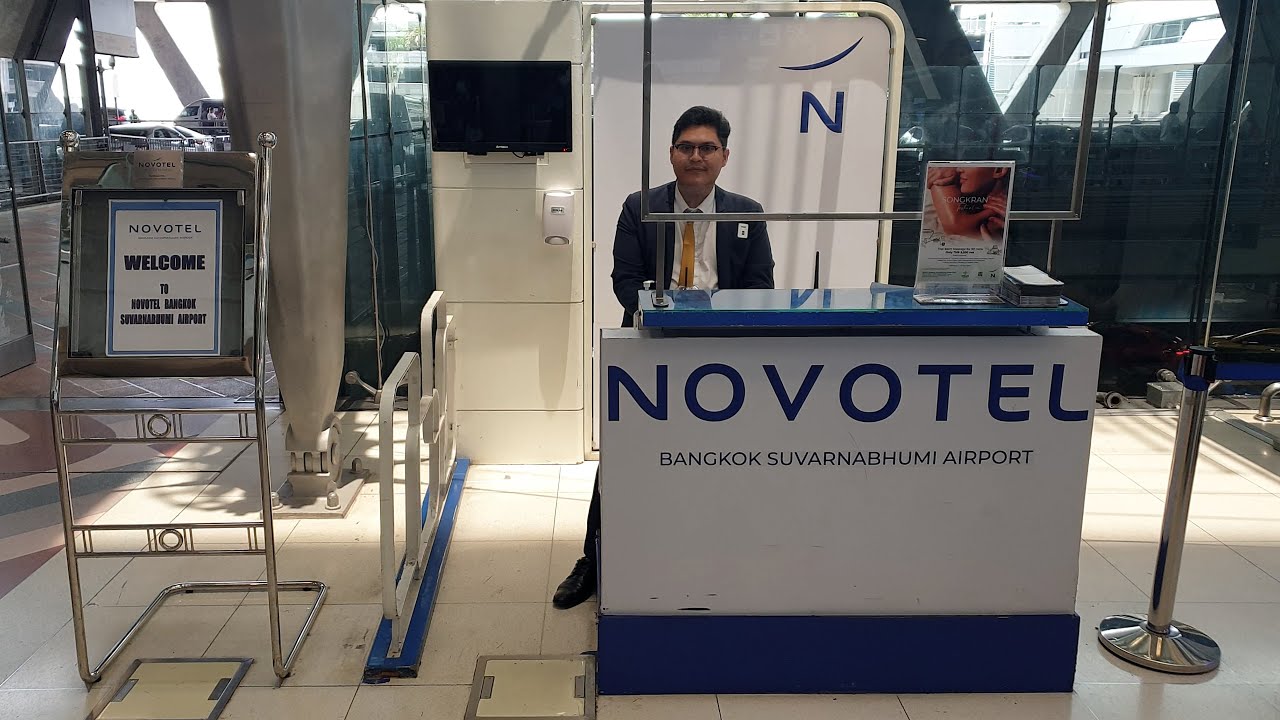 Walking to Novotel Bangkok Suvarnabhumi Airport Hotel (2025) Suvarnabhumi Airport, Bangkok, Thailand