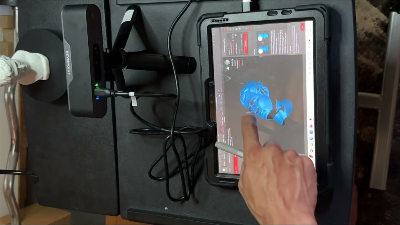 Unboxing Revopoint's new POP3 Plus scanner (deutsch, english subtitles)