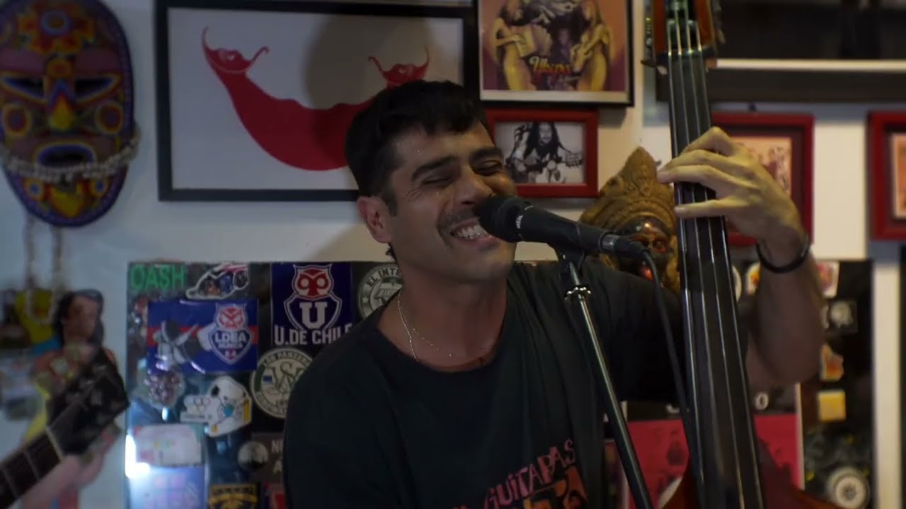 Sesiones Choras - La Plaza del Puma - Balas de Sangre/Flor de Londres/Veinte Años/Coplas Guachas